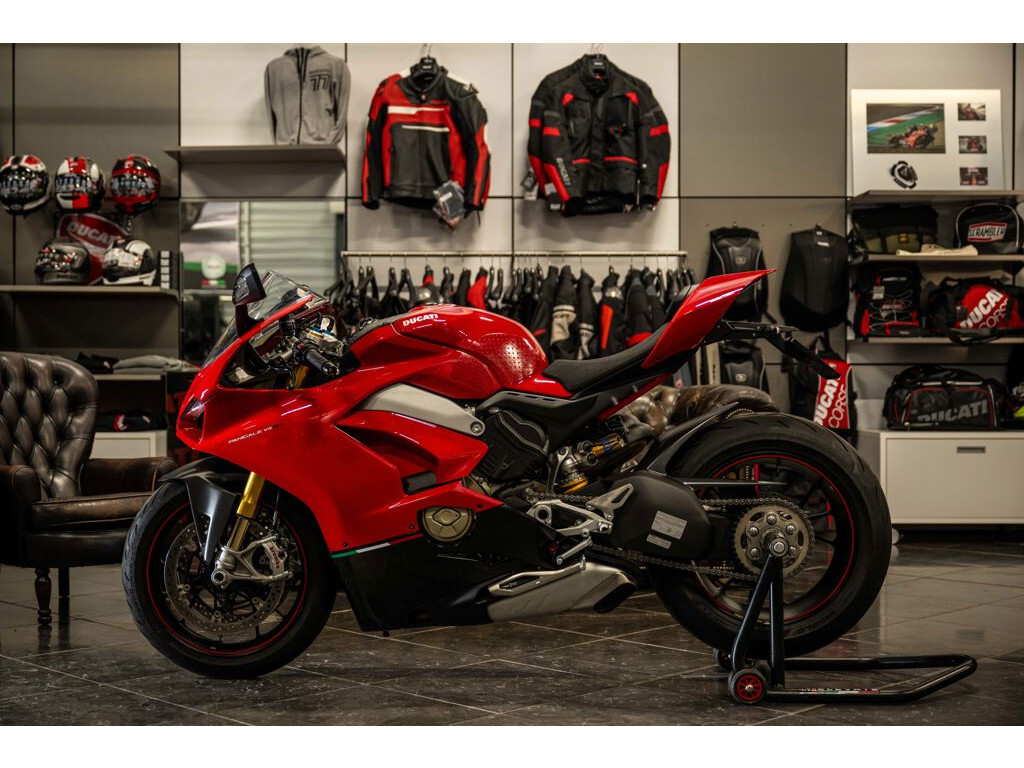 Panigale v4 hot sale s